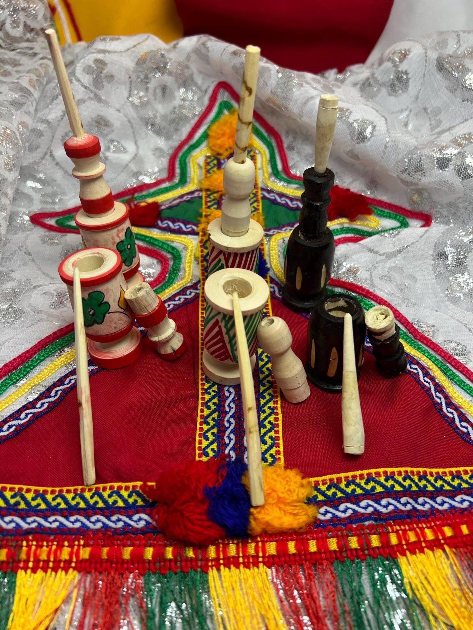 Handcrafted Wooden Eyeliner Holder - Hand-Painted in 3 Stunning Colors – - Amazighrose
