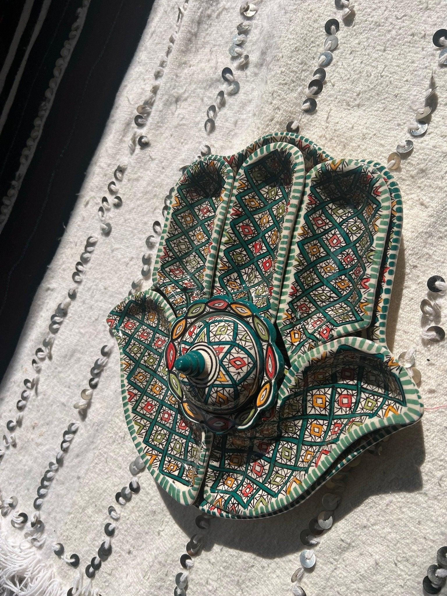 Amazighrose Khmissa Tapas Set: Emerald Green Asfi-Style - Amazighrose