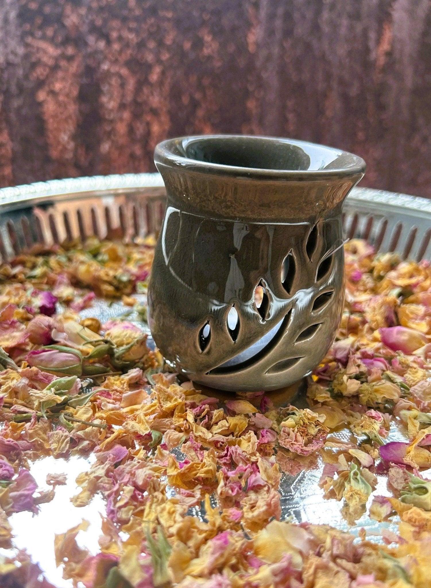 Oil/Waxburner Leaf cut - Amazighrose